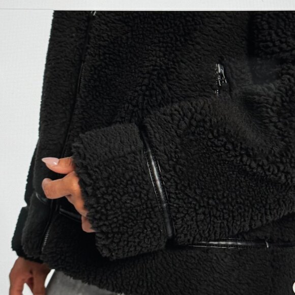 BEARPAW Ladies' Moto Shearling Jacket NEW WITH TAGS - Picture 3 of 7